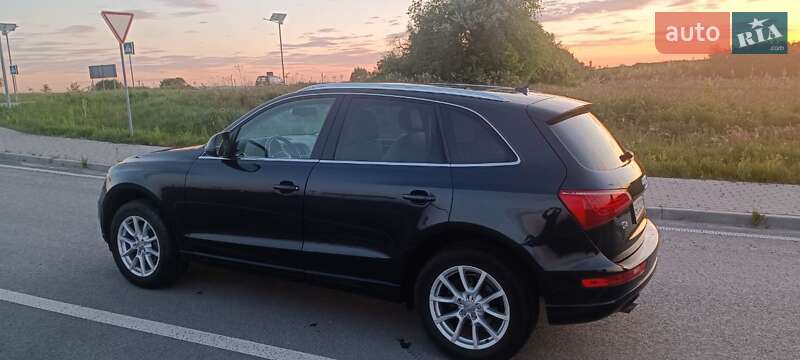 Внедорожник / Кроссовер Audi Q5 2011 в Львове