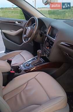 Внедорожник / Кроссовер Audi Q5 2011 в 
