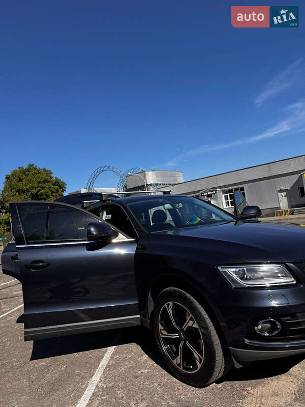 Внедорожник / Кроссовер Audi Q5 2013 в 