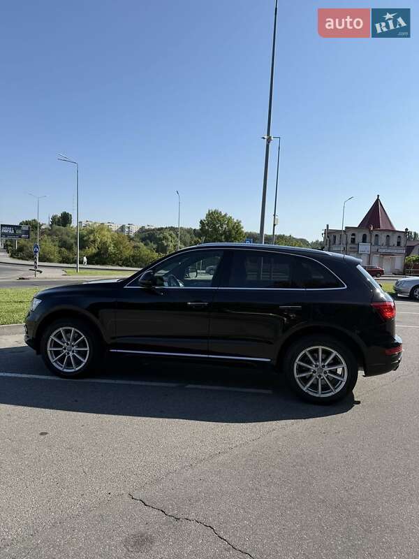 Внедорожник / Кроссовер Audi Q5 2016 в Виннице