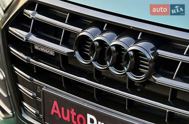 Позашляховик / Кросовер Audi Q5 2018 в 