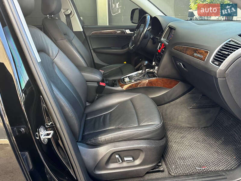 Позашляховик / Кросовер Audi Q5 2015 в Дніпрі