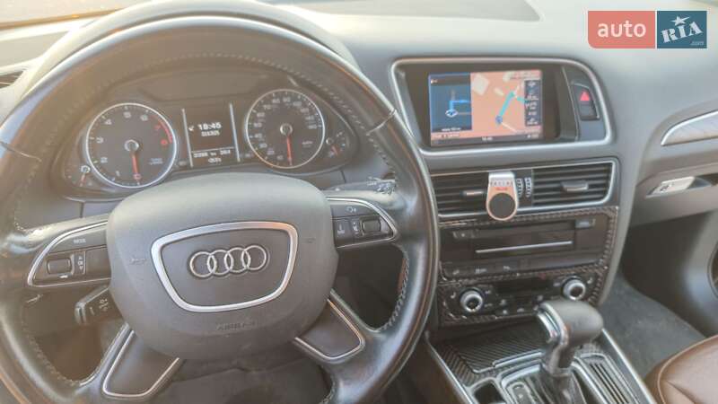 Позашляховик / Кросовер Audi Q5 2016 в Чернівцях