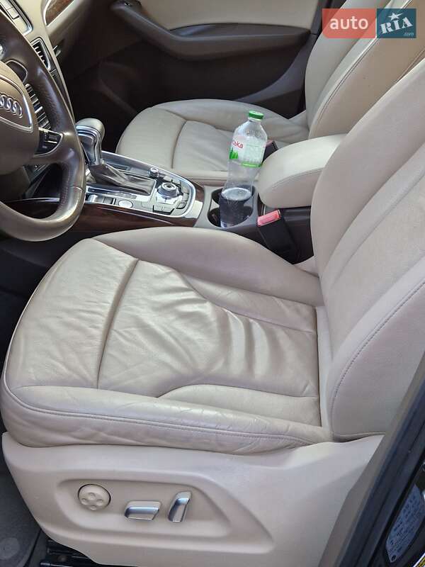 Внедорожник / Кроссовер Audi Q5 2015 в Каменском