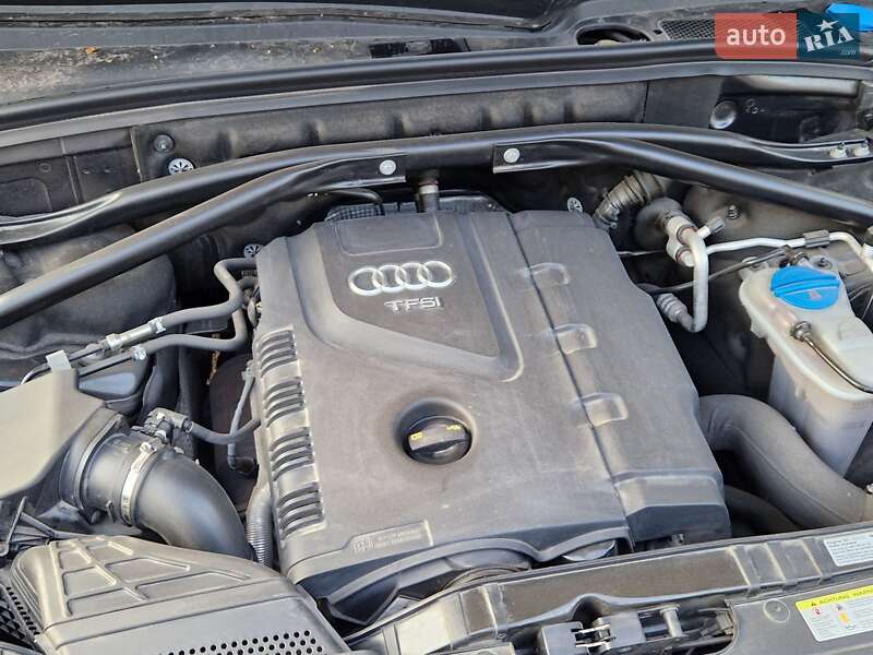 Внедорожник / Кроссовер Audi Q5 2015 в Каменском