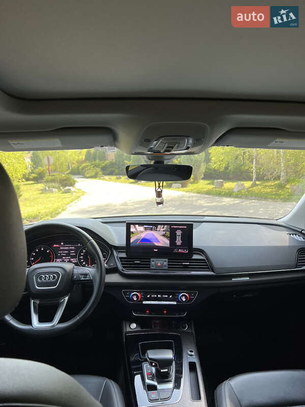 Внедорожник / Кроссовер Audi Q5 2020 в Новомосковске