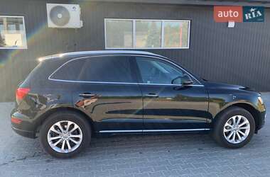 Внедорожник / Кроссовер Audi Q5 2015 в 