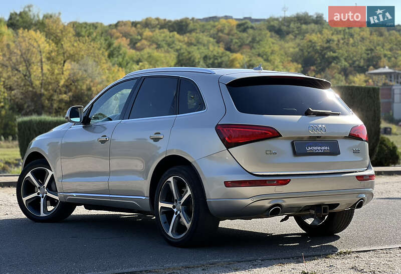 Внедорожник / Кроссовер Audi Q5 2015 в Днепре