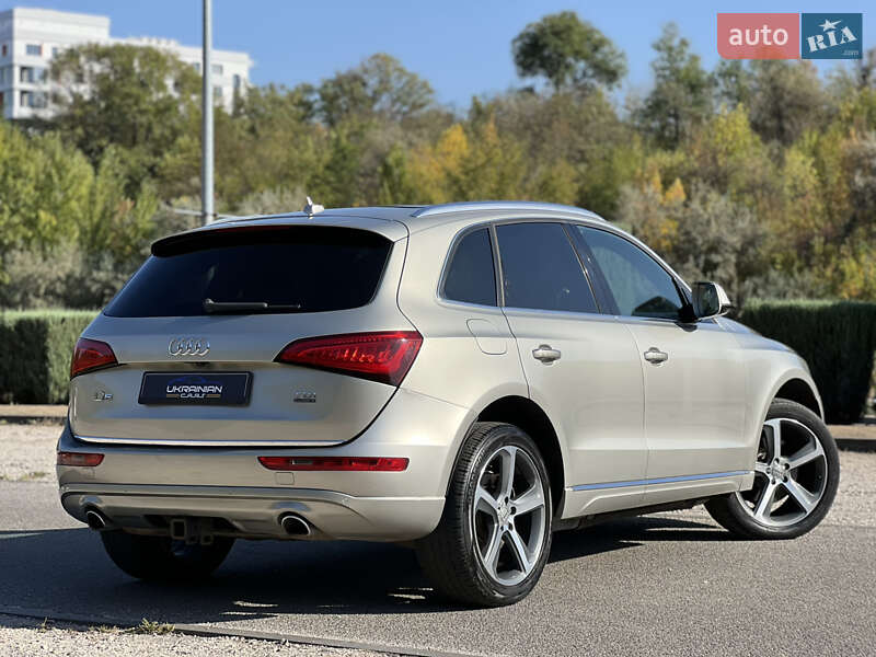 Внедорожник / Кроссовер Audi Q5 2015 в Днепре