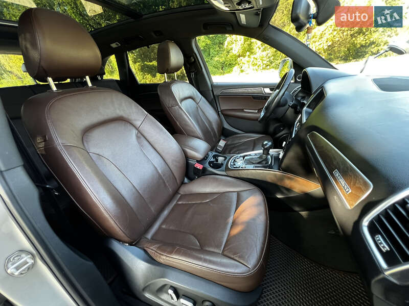 Внедорожник / Кроссовер Audi Q5 2015 в Днепре