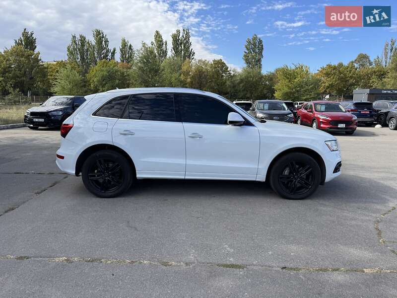 Внедорожник / Кроссовер Audi Q5 2016 в Днепре