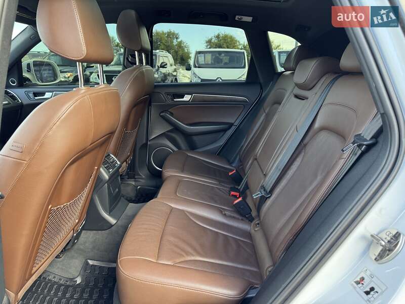 Внедорожник / Кроссовер Audi Q5 2016 в Днепре