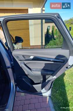 Внедорожник / Кроссовер Audi Q5 2022 в 
