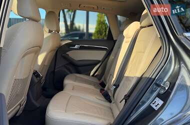 Внедорожник / Кроссовер Audi Q5 2015 в 