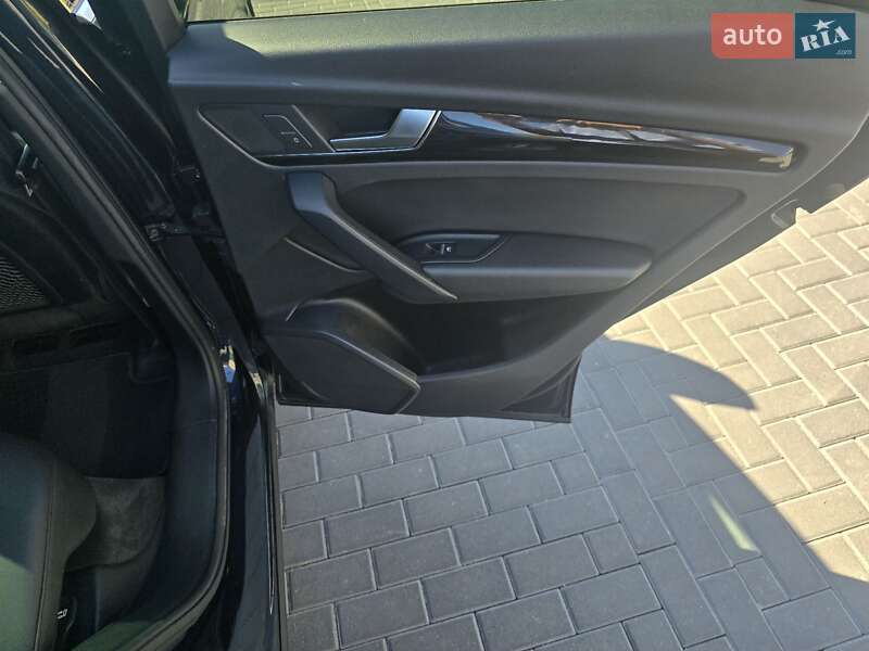 Внедорожник / Кроссовер Audi Q5 2019 в Луцке фото 21 Внедорожник / Кроссовер Audi Q5 2019 в Луцке