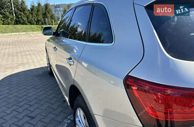 Позашляховик / Кросовер Audi Q5 2015 в 