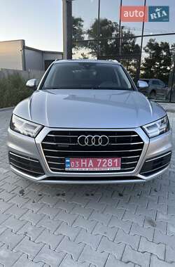 Внедорожник / Кроссовер Audi Q5 2019 в Киеве