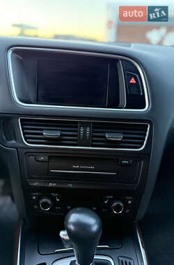 Внедорожник / Кроссовер Audi Q5 2012 в 