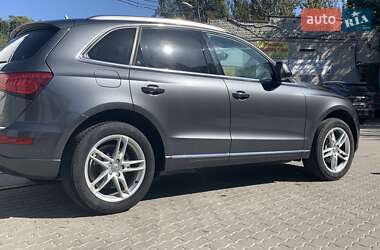 Внедорожник / Кроссовер Audi Q5 2016 в 