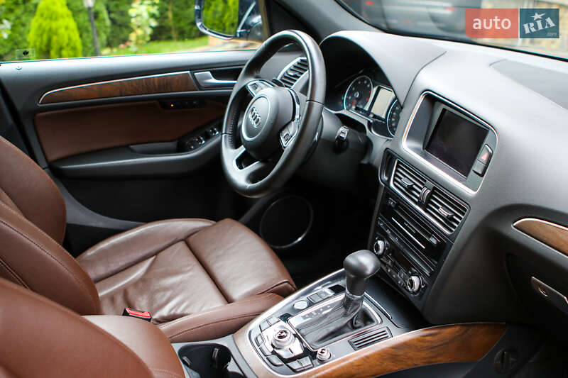Внедорожник / Кроссовер Audi Q5 2012 в Львове