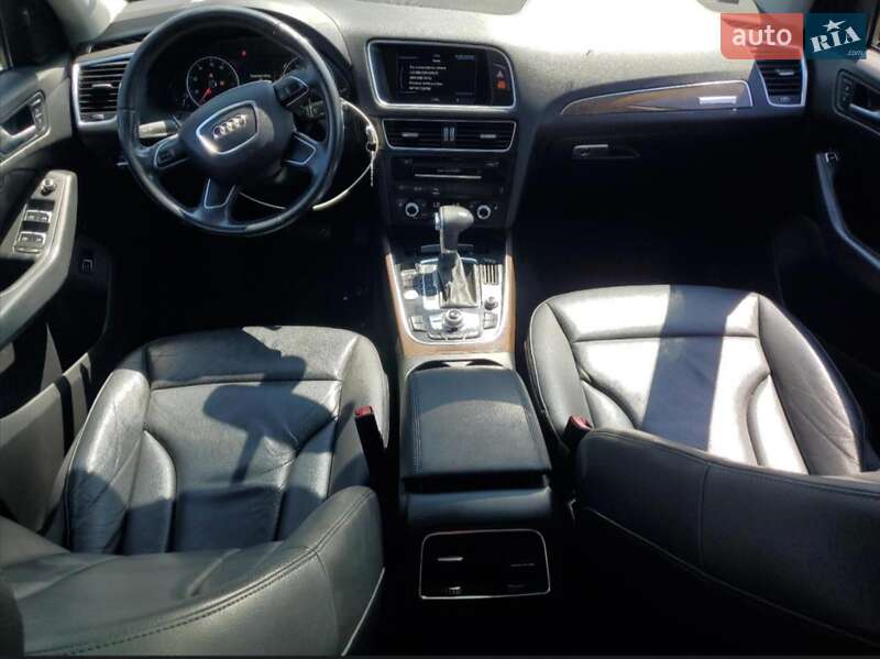 Позашляховик / Кросовер Audi Q5 2015 в Львові