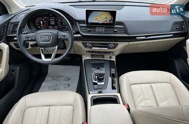 Позашляховик / Кросовер Audi Q5 2018 в 