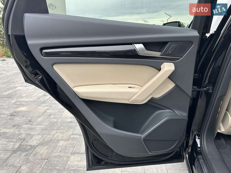 Внедорожник / Кроссовер Audi Q5 2018 в Луцке