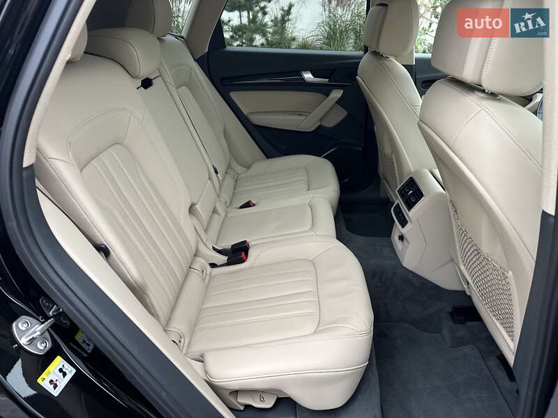 Внедорожник / Кроссовер Audi Q5 2018 в Луцке