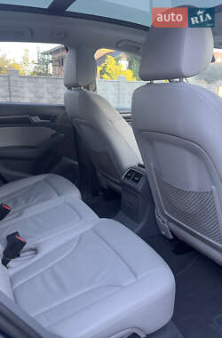 Внедорожник / Кроссовер Audi Q5 2015 в 