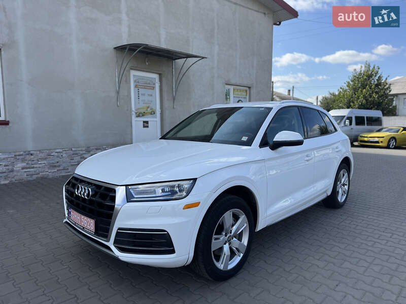 Внедорожник / Кроссовер Audi Q5 2018 в Луцке