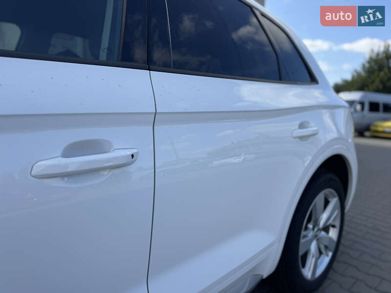 Внедорожник / Кроссовер Audi Q5 2018 в Луцке