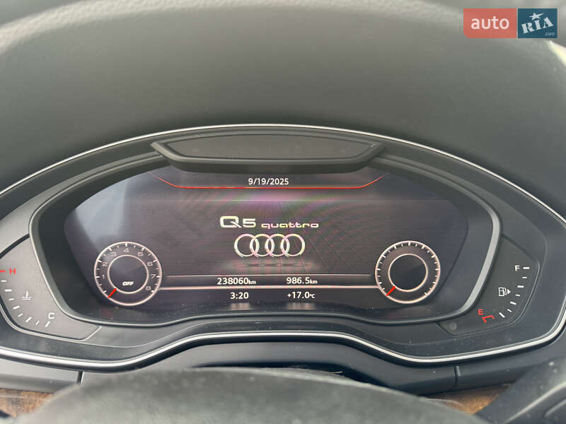 Внедорожник / Кроссовер Audi Q5 2018 в Луцке