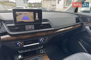 Внедорожник / Кроссовер Audi Q5 2018 в 