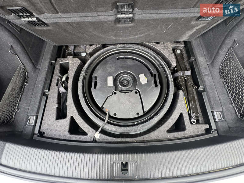 Внедорожник / Кроссовер Audi Q5 2018 в Луцке