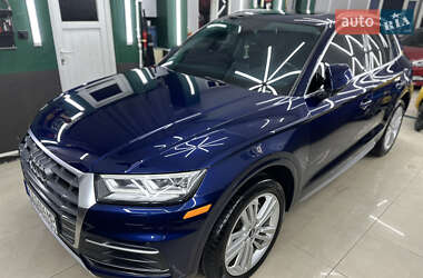 Внедорожник / Кроссовер Audi Q5 2018 в 