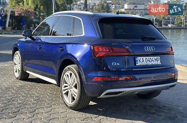 Внедорожник / Кроссовер Audi Q5 2018 в 
