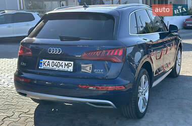 Внедорожник / Кроссовер Audi Q5 2018 в 
