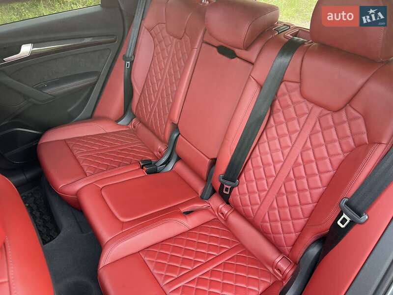 Внедорожник / Кроссовер Audi Q5 2017 в Львове