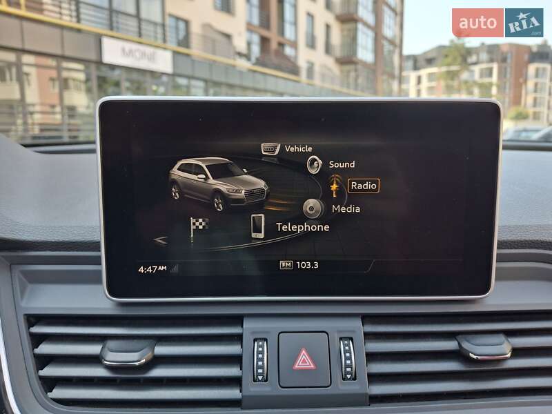 Внедорожник / Кроссовер Audi Q5 2017 в Львове