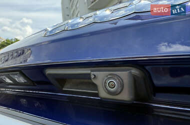 Внедорожник / Кроссовер Audi Q5 2020 в 