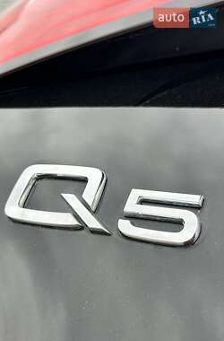 Внедорожник / Кроссовер Audi Q5 2013 в 