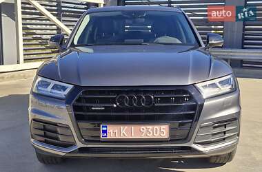 Внедорожник / Кроссовер Audi Q5 2018 в 