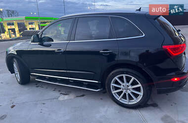 Позашляховик / Кросовер Audi Q5 2016 в 
