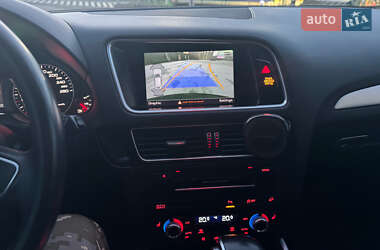 Позашляховик / Кросовер Audi Q5 2016 в 