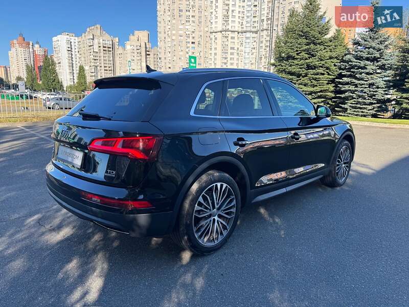 Внедорожник / Кроссовер Audi Q5 2016 в Киеве