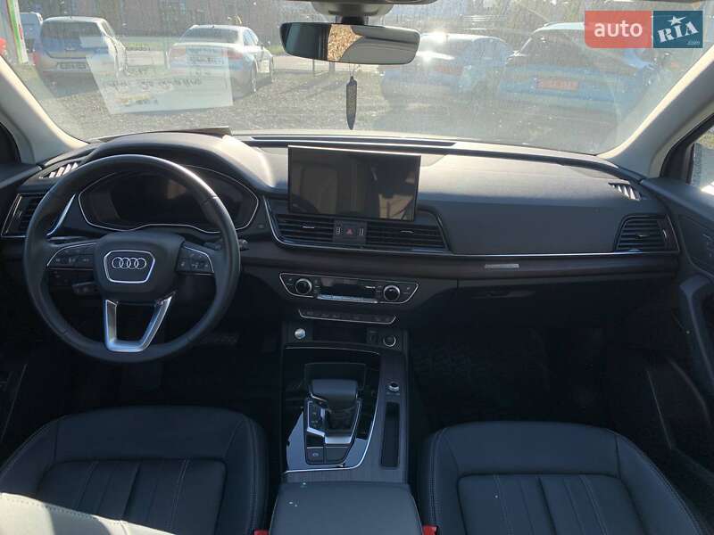 Внедорожник / Кроссовер Audi Q5 2022 в Стрые