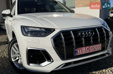 Внедорожник / Кроссовер Audi Q5 2022 в 