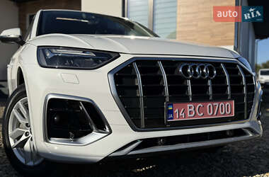Внедорожник / Кроссовер Audi Q5 2022 в 