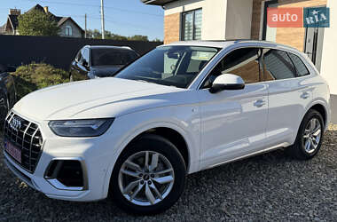 Внедорожник / Кроссовер Audi Q5 2022 в 