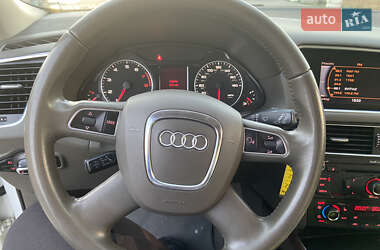 Позашляховик / Кросовер Audi Q5 2012 в 